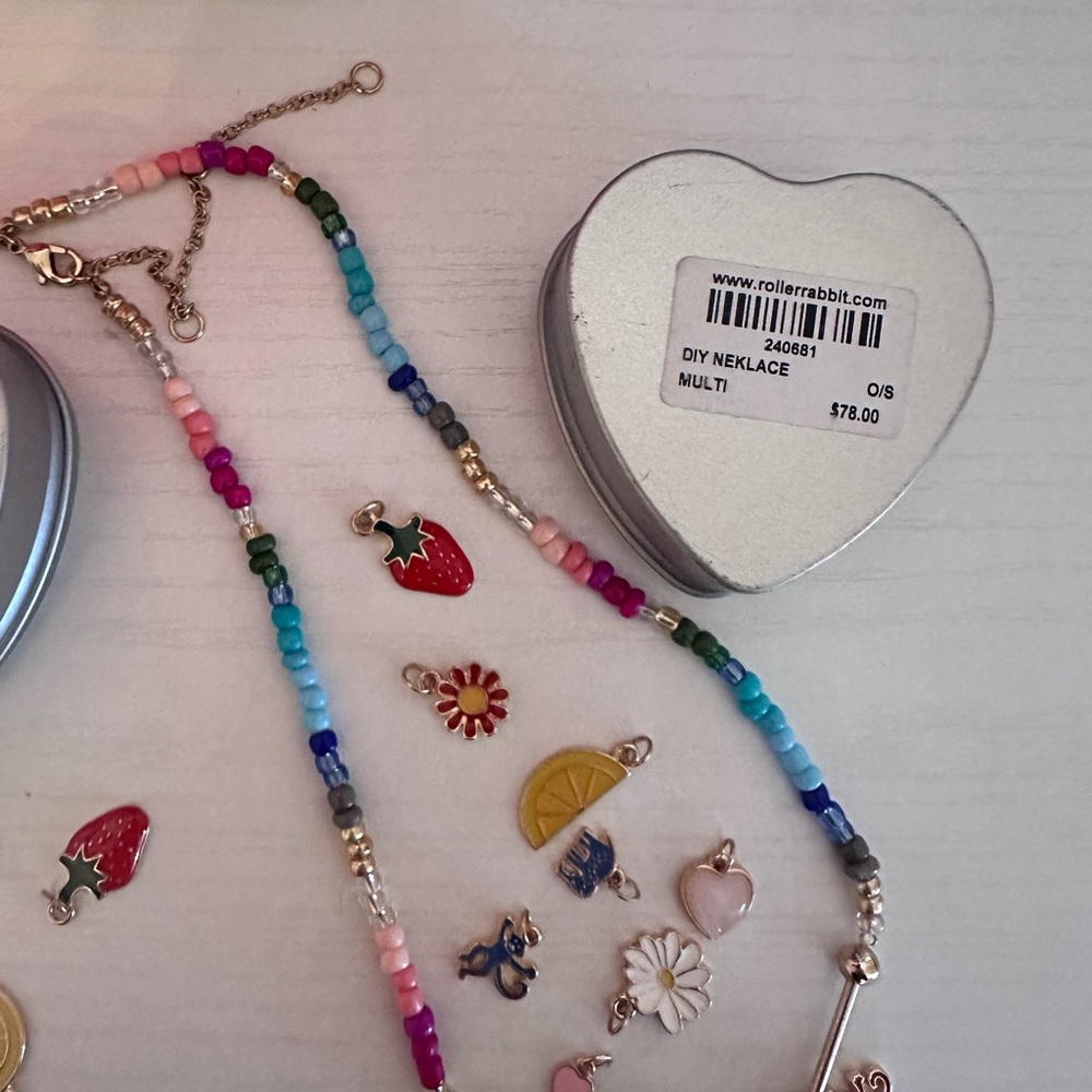 Roller rabbit necklace and bracelet charm set - Picture 2 of 5